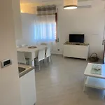 Apartment La Casa Di Eli *
